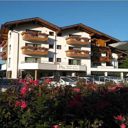 Hotel Flora Alpina Campitello di Fassa Eksteriør bilde
