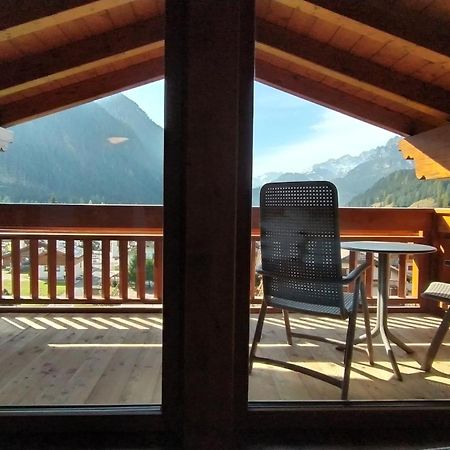 Hotel Flora Alpina Campitello di Fassa Eksteriør bilde