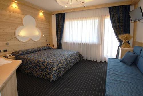 Hotel Flora Alpina Campitello di Fassa Eksteriør bilde